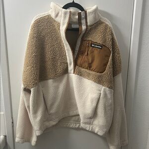 Columbia Two-Tone Sherpa Pullover - Cream & Camel